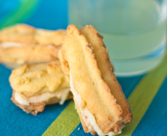 Limoncello finger biscuits